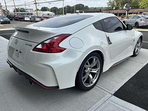 2017 N i s s a n 370Z Coupe NISMO Auto Rear Wheel Drive VQ 3-7L V-6 DOHC variable valve <b>control</b> premium Car - Product Image 5