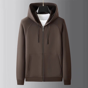 Conjunto de chándal de poliéster de tela personalizada para hombre, chaqueta con cremallera + Joggers, ropa deportiva transpirable de secado rápido con impresión de logotipo - Product Image 3