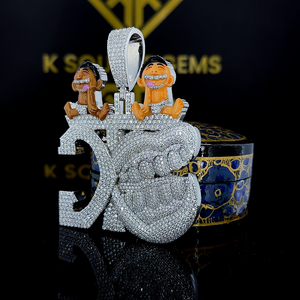 Pendentif de collection de bijoux fins fabriqué en or blanc 14kt avec une clarté vvs améliorée diamants moissanite bijoux tendance - Product Image 3