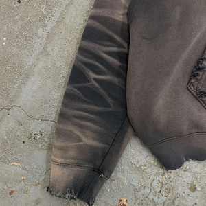 Personnalisé recadrée Boxy Hoodies coton vierge en détresse Vintage fermeture éclair pierre acide soleil fané Hoodies - Product Image 5