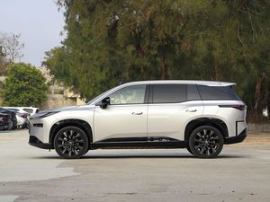 Nouvelle Toyota BZ3X Horgos 2025 Abordable, SUV 5 Places, Véhicule Électrique Pure Longue Portée (BZ4, BZ5, BZ3X, BZ4X) - Product Image 1