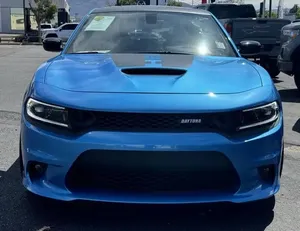 Dodge Charger 2023 en parfait état - Product Image 1