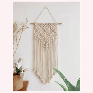 Decoración de pared colgante de hilo de doble color Arte de fibra estética elegante para estilo interior moderno, bohemio o rústico - Product Image 1