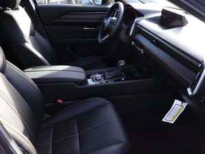 SUV Crossover Premium 2024 50 AWD en Venta, Gasolina, Automático, Cámara Trasera 360, Techo Panorámico - Product Image 3