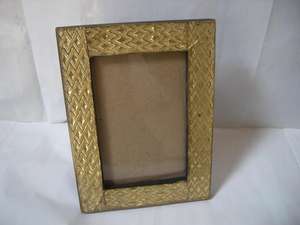 กรอบตกแต่งที่หรูหราทำด้วยมือคุณภาพระดับพรีเมียมที่สง่างามเพื่อจัดแสดงภาพถ่ายในสไตล์และสง่างาม - Product Image 4