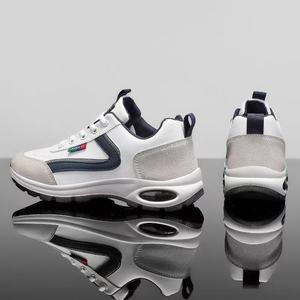 รองเท้าวิ่งผู้ชายรุ่นใหม่ประจำปี 2026 สำหรับฤดูใบไม้ผลิและฤดูร้อน ระบายอากาศได้ดี ผลิตจากผ้าตาข่าย น้ำหนักเบา พื้นรองเท้านุ่มสบาย เหมาะสำหรับผู้ชาย - Product Image 4