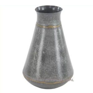 Jarrón de Flores de Venta Caliente para Decoración del Hogar, Jarrón Moderno para Decoración de Mesa, Metal, Aluminio - Product Image 1