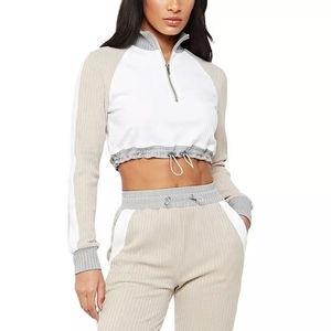 ชุดวอร์มสองชิ้นสำหรับผู้หญิงชุดครอปท็อปและมีฮู้ดชุดเทรนนิ่งผ้าคอตตอน100% เป็นมิตรกับสิ่งแวดล้อมแบบใหม่ขายส่ง (6) - Product Image 5