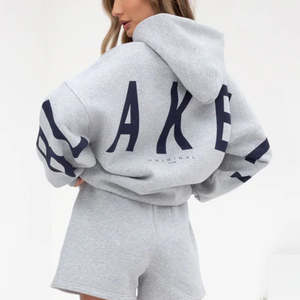 Sudaderas con Capucha Extra Grandes Personalizadas para Mujer con Logotipo Frontal, Forro Polar Ecológico, Manga Larga y Bolsillo para Otoño/Invierno - Product Image 1