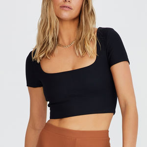 Débardeur de sport pour femme avec détails en dentelle et boutons, écologique, séchage rapide, respirant, personnalisable - Product Image 6