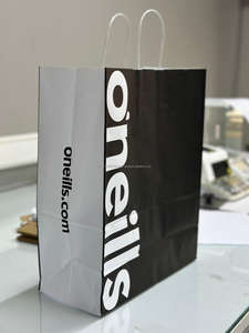 Vente en gros sacs en papier kraft imprimés personnalisés avec poignée torsadée pour les aliments à emporter et emballage cadeau poignée plate disponible en option - Product Image 3