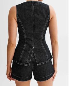 Conjunto de pantalones cortos informales de 2 piezas de mezclilla para mujer hecho a medida más vendido, patrón sólido, uso diario ecológico de Pakistán - Product Image 5