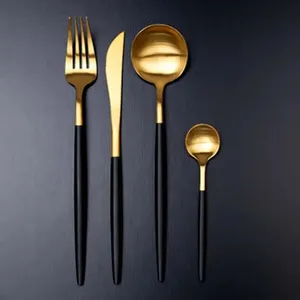 Juego de cubiertos de diseño antiguo hechos a mano en acero inoxidable con acabado de espejo perfecto para uso en el hogar, hotel, restaurante y boda - Product Image 3