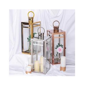 Juego de Tres Faroles Colgantes de Diferentes Tamaños, Hechos a Mano con Madera y Vidrio, para Uso en el Hogar, Hoteles y Bodas - Product Image 4