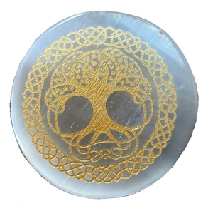 Dessous de verre en sélénite pierre Symboles de l'arbre de vie Disque de charge gravé Dessous de verre ronds en cristal pour boisson avec support à café grossiste - Product Image 6
