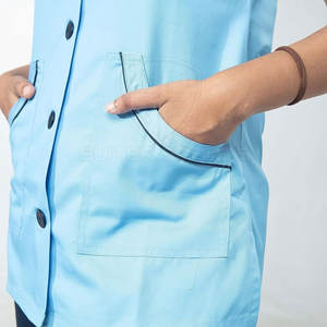 Trajes de fregado de enfermería con logotipo personalizado de alta calidad, uniformes médicos con bolsillos elásticos, juegos de fregado de tela de lona - Product Image 3