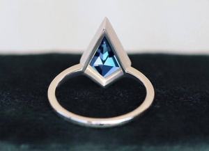 Diseño único Compromiso de cometa Anillo de oro de 14K Anillos de diamantes de moissanita Joyería de hip hop Regalo especial de San Valentín - Product Image 3