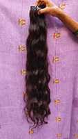 Cheveux humains ondulés indiens bruts non traités à cuticule alignée vente en gros 100% cheveux indiens bruts ondulés naturels à donneur unique