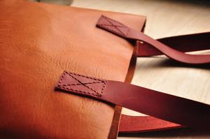 Sac fourre-tout en cuir véritable de mode de luxe pour les femmes LTB-0074 à la main pour un usage quotidien - Product Image 6