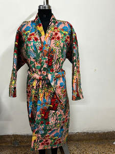 Manteau long matelassé personnalisé pour femme, en coton, imprimé floral, chauffant, style enveloppant, avec ceinture, pour l'automne et l'hiver - Product Image 4