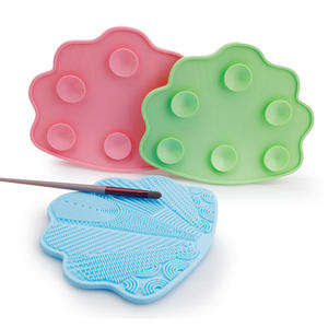 Factory Stock <b>Silicone</b> Shell Style Washing Pad Non-slip Suction Cup Makeup Brush Cleaning Pad Beauty <b>Tools</b> Customized - Product Image 4