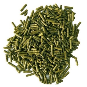 Granulés d'alfalfa pour l'alimentation des chevaux, bovins, porcs, poissons et chiens - Emballage en vrac, durée de conservation de 24 mois - Product Image 1