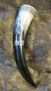 Viking style <b>drinking</b> <b>horn</b> for beer and mead at affordable price Authentic handcrafted <b>drinking</b> <b>horn</b> - Product Image 5
