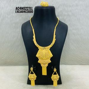 Recién llegado, accesorios de moda, conjunto de collar largo de diseño de alta calidad con pendientes y anillos, joyería de un gramo chapada en oro de 18 quilates - Product Image 1