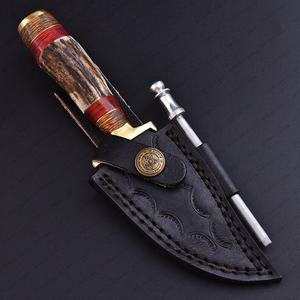 Couteau de chasse et de camping personnalisable en acier Damas, manche en os de cerf, étui en cuir véritable, survie en extérieur, vente en gros OEM - Product Image 4