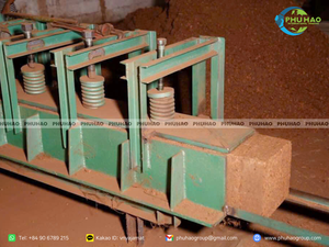 Cocopeat Coir Pith Growing Medium for Greenhouse Popular <b>Brick</b> Shape Brown Low EC Washed - Product Image 5