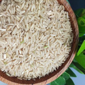 Vente en gros au meilleur prix Nouvelle récolte de riz brun séché de bonne qualité 5% de l'usine de riz du Vietnam répond aux normes internationales - Product Image 4