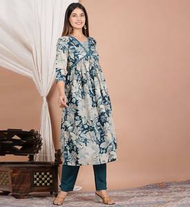 ชุด anarkali kurta ของผู้หญิงชุดปาร์ตี้ลำลองสีฟ้าสง่างามพร้อมกางเกงพิมพ์ลายดอกไม้ดีไซน์เนอร์ชาวอินเดียชุดยาวแบบชนเผ่า - Product Image 1