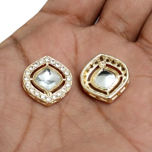 ลูกปัดโลหะผสมสีทองหลากหลายขนาด 19x21 มม. สำหรับทำเครื่องประดับ อุปกรณ์ประกอบเครื่องประดับ รุ่นใหม่ JKK-166 - Product Image 1