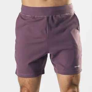 Pantalones cortos de poliéster de doble capa para hombre, estilo Vintage, cintura elástica, gimnasio, Fitness, baloncesto, secado rápido, transpirable, patrón sólido - Product Image 1