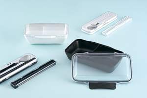 Fiambrera cuadrada KOMORI MONOTONE de 750ml, PP negro/silicona, ligera, duradera, portátil, ecológica, apta para lavavajillas, microondas - Product Image 4