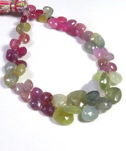 Perles de saphir multicolores naturelles, 8 brins, 5-11 mm, 120 carats, coupe facettée en forme de cœur, pierres précieuses de haute qualité, pierres précieuses en vrac pour pendentif/collier - Product Image 1
