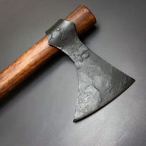 Hacha de supervivencia de nuevo diseño forjada a mano con Funda de cuero y mango de madera de Fresno, fábrica de cubiertos OEM ODM personalizada al por mayor - Product Image 2