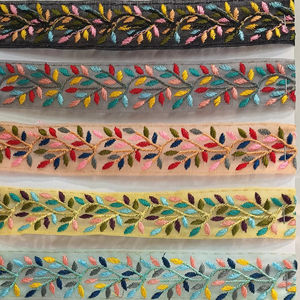 Garniture en dentelle brodée florale colorée exquise Style de luxe Motifs détaillés Robes de mariée DIY Craft Projects Couture Fashion - Product Image 1