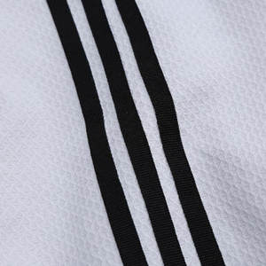 Uniforme de karaté couleur et taille personnalisées uniforme de karaté d'entraînement vêtements d'entraînement taille adulte hommes uniforme de karaté - Product Image 6