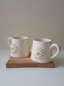 Modern Design Ceramic Cup And Saucer For Home Hotel or Restaurant Green Color Round Shaped Tabletop Coffee or Tea Cup And saucer - Product Image 3