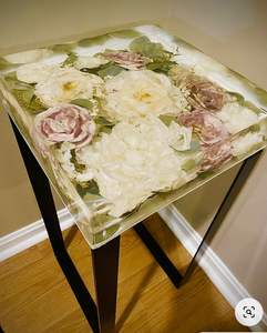 Cadre photo moderne fait à la main en os de buffle écologique personnalisé élégant et luxueux avec un design floral pour les hôtels - Product Image 4