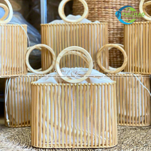 Panier cadeau en bambou naturel fait à la main durable, réutilisable et parfait pour les paniers de fruits, les pique-niques ou la décoration intérieure. - Product Image 3