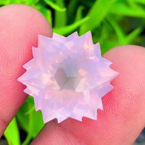 Gema Natural Tallada en Forma de Estrella de Nieve para Joyería, Brasileña - Product Image 1