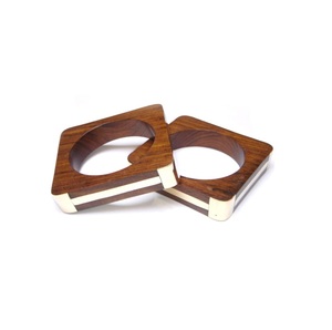 Pulseras de madera de Acacia de alta calidad, precio al por mayor, brazalete de madera Natural, joyería de moda tallada a mano, nuevos estilos - Product Image 6