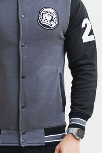 Veste universitaire unisexe, construction durable, coutures renforcées, poche à rabat personnalisée, broderie personnalisée, équipe, école - Product Image 4