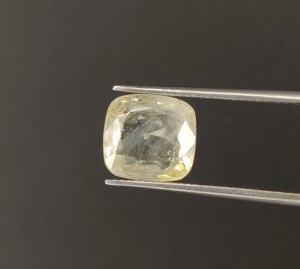 Saphir jaune naturel de qualité fine non traité coussin coupe 7.61 carat taille de bague septembre pierre de naissance pour la fabrication de bagues et de pendentifs - Product Image 1