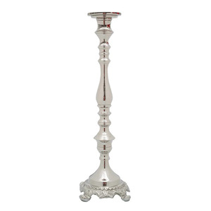 Bougeoir élégant Illuminez votre espace avec un bougeoir de style chic parfait pour ajouter une touche de chaleur - Product Image 4