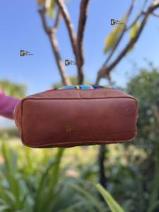 Nuevo Bolso de Mano de Cuero con Diseño Azteca, Bolso Tote de Cuero Genuino, Bolso de Hombro con Patrón Occidental, Gran Venta - Product Image 5