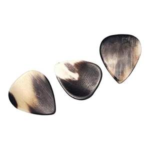 Buffalo Maple and Ebony Guitar Picks Venta al por mayor hecho a mano para guitarra acústica Aceptar logotipo personalizado - Product Image 6