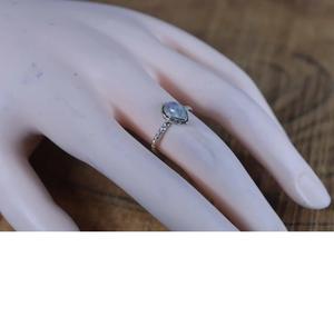 Arco Iris blanco piedra lunar 925 plata esterlina anillo pequeño hecho a mano joyería de piedras preciosas regalo para ella - Product Image 4